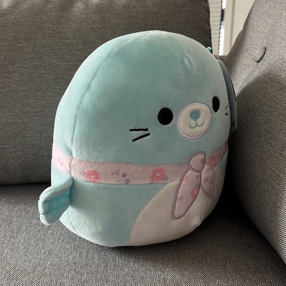 Dorgee Squishmallow 8in - Picture 4 of 4